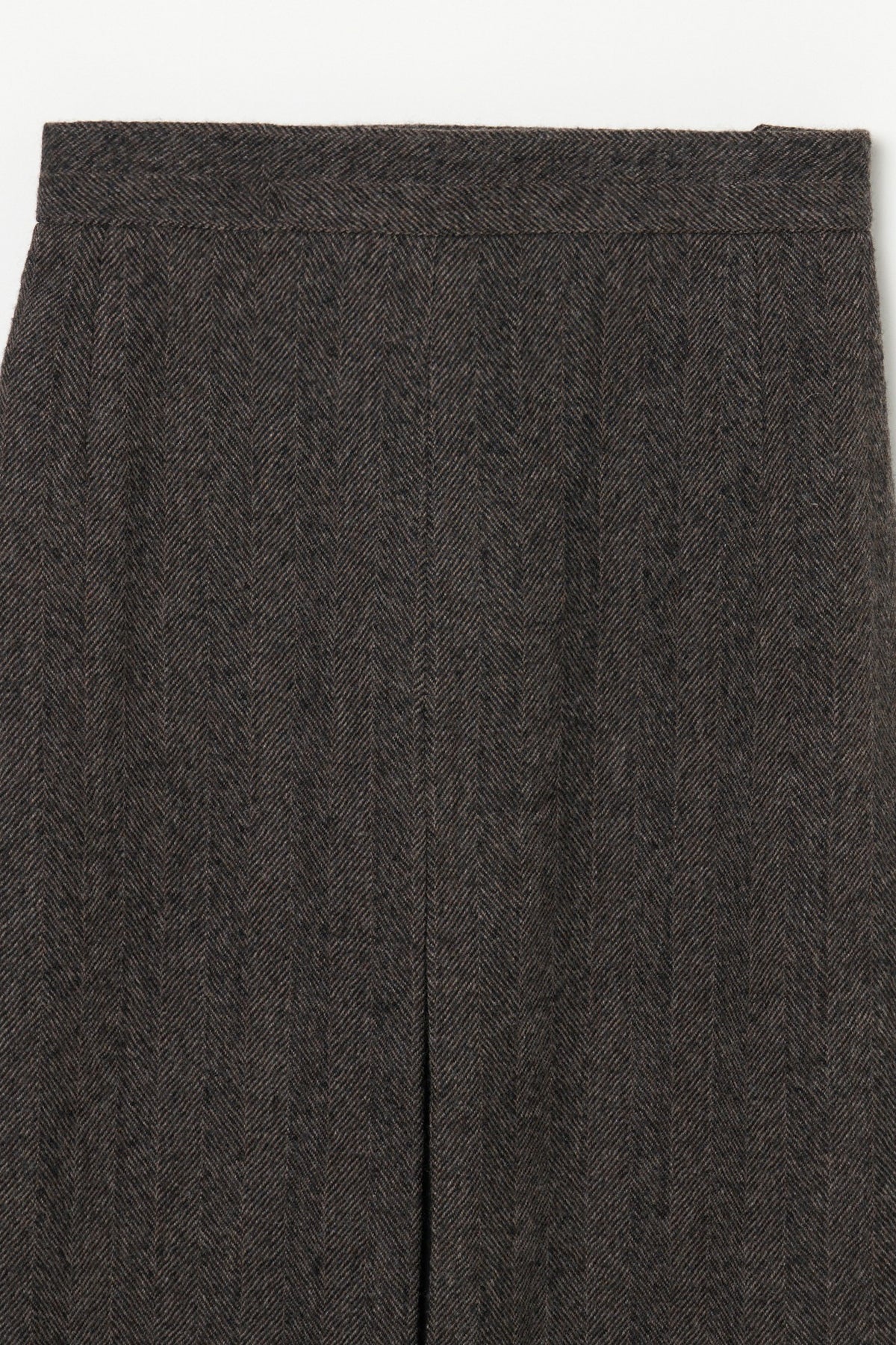 Transform Slit Skirt A – INSCRIRE