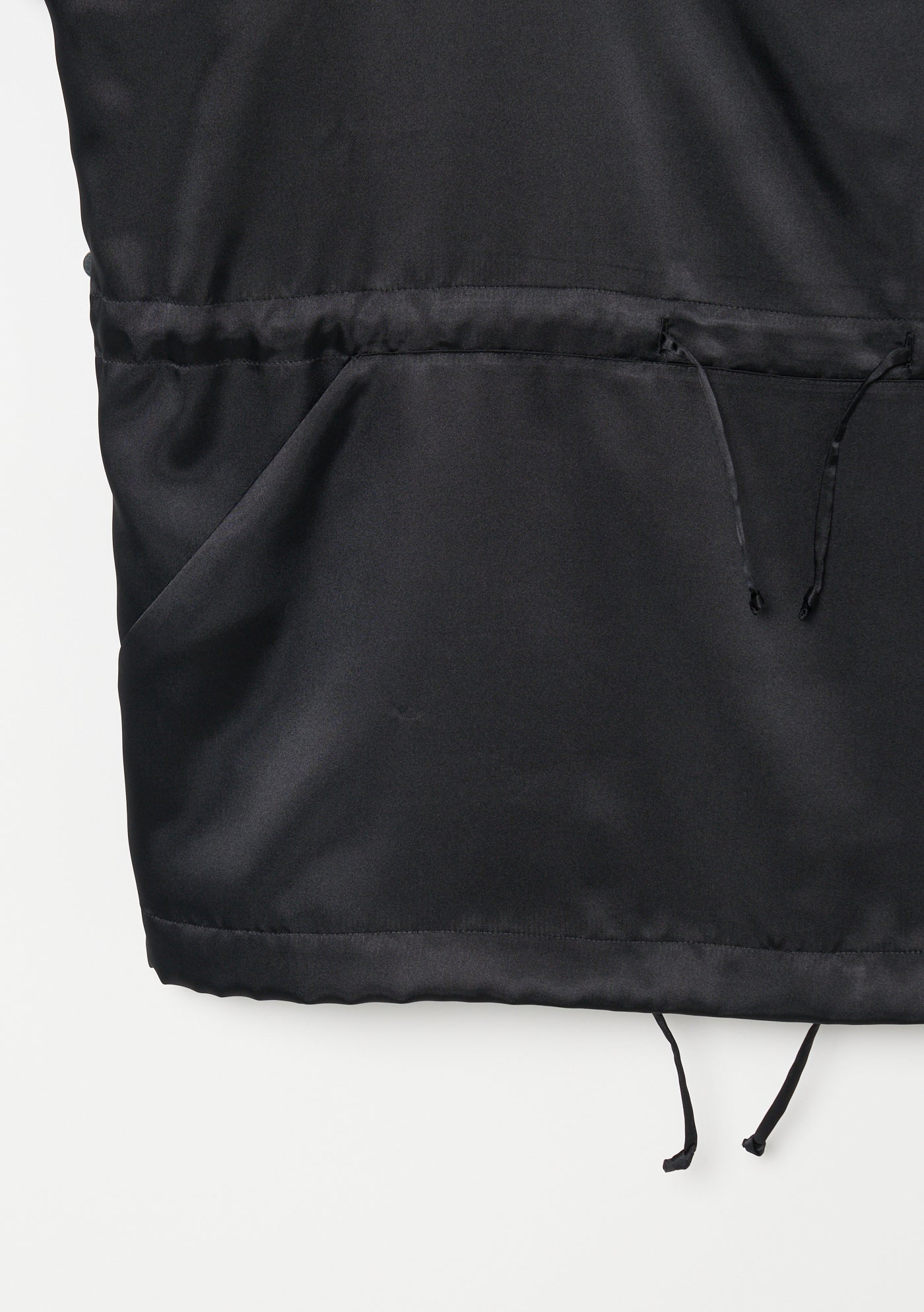Satin Pullover Blouson – INSCRIRE